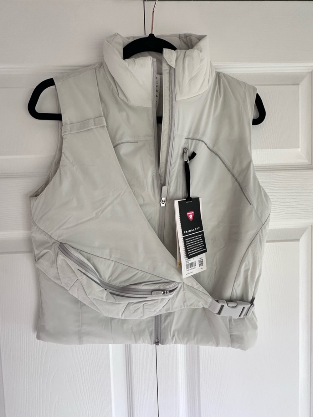 New Lululemon Storage Isulated Running Vest